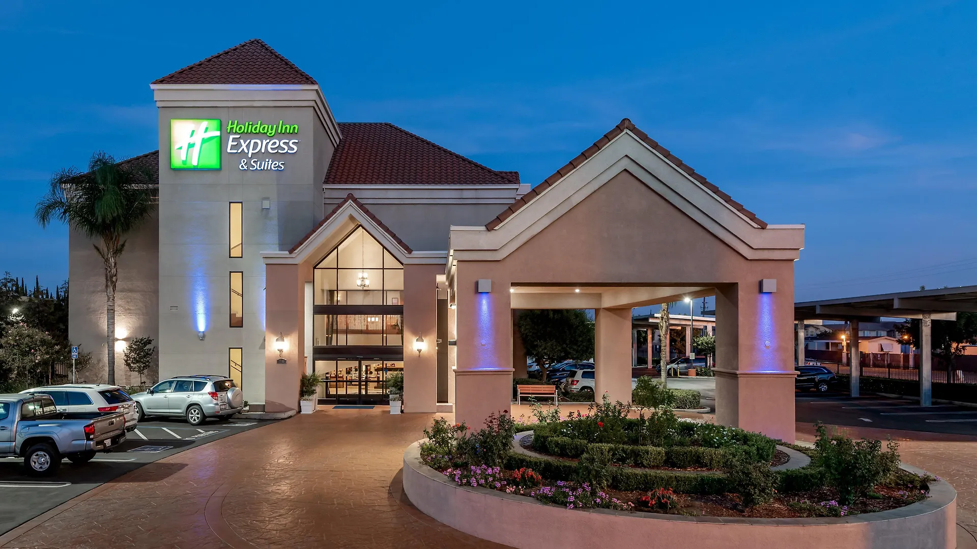 Holiday Inn Express & Suites Lathrop By Ihg 2*,  United States