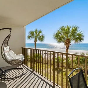 ocean-front-turtles-nest-at-the-commodore-202.panamacity-beachhotels.com/
